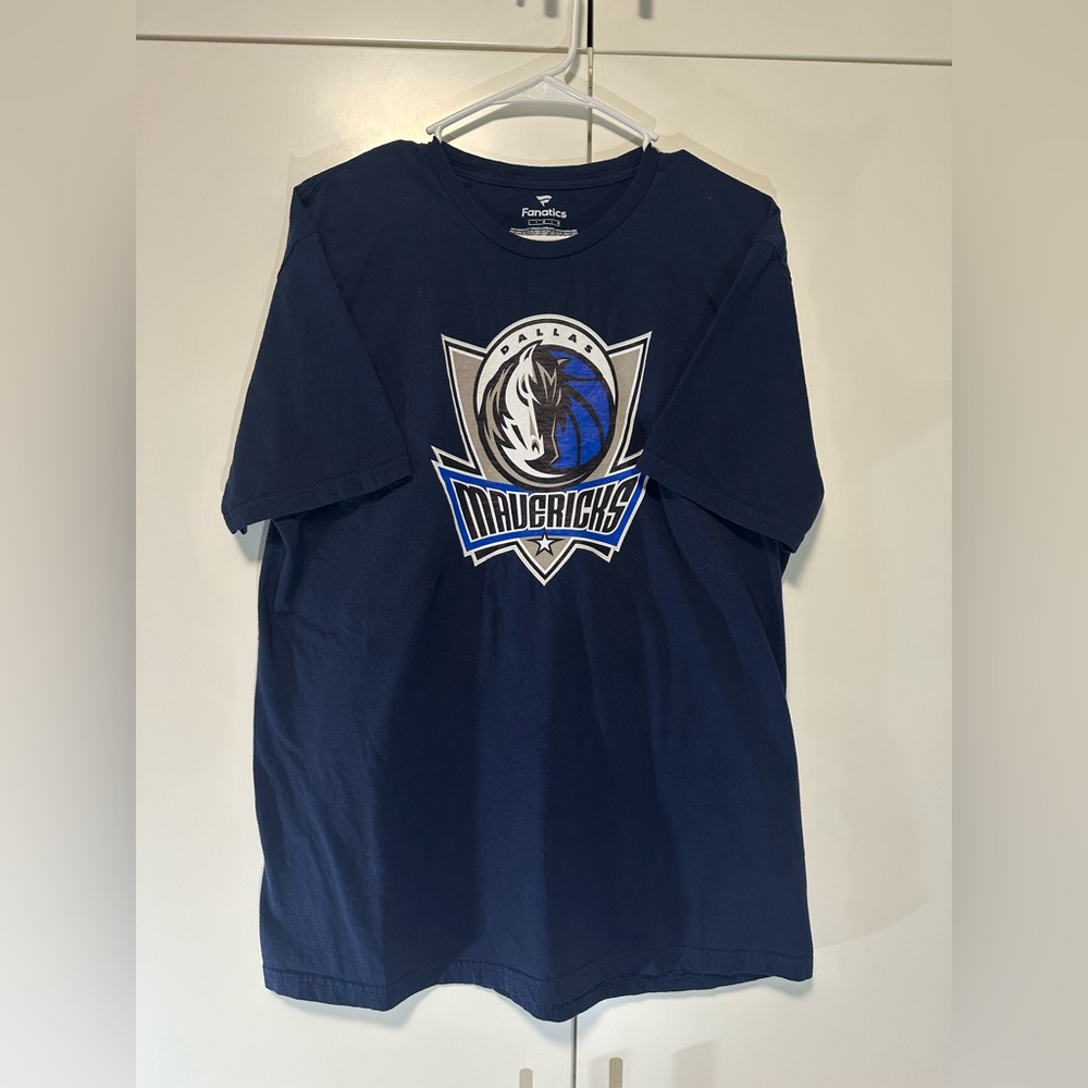 Fanatics Luka Doncic #77 NBA Dallas Mavericks T-Shirt Navy Blue Men's L